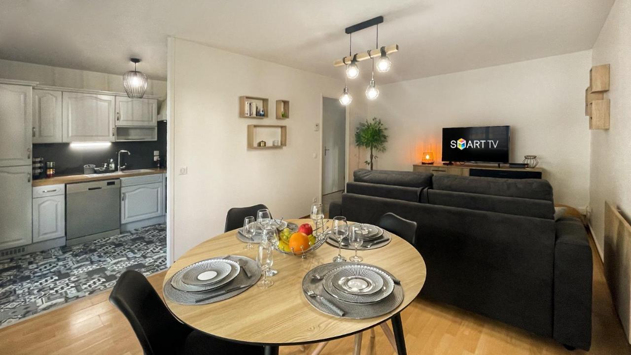 HOMEY WOOD - New - Appartement avec une chambre - Parking privé gratuit - Balcon privé - A 5 min de la gare pour rejoindre Genève Annemasse Extérieur photo